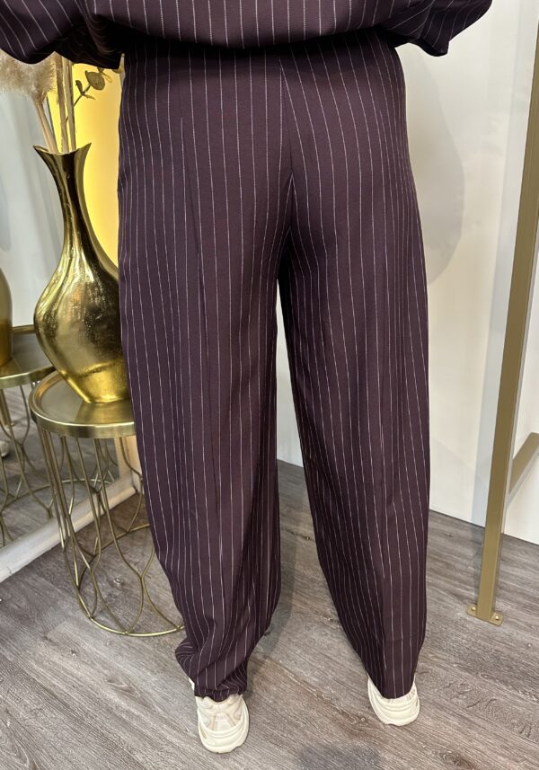 Broek Nikki