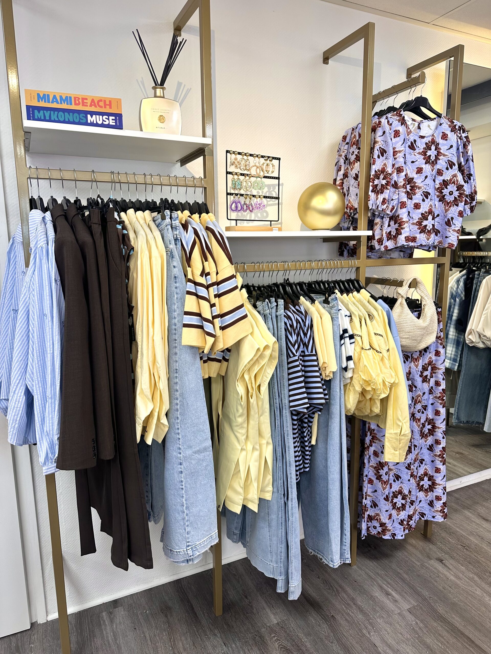 De winkel van Mimoda in Borne