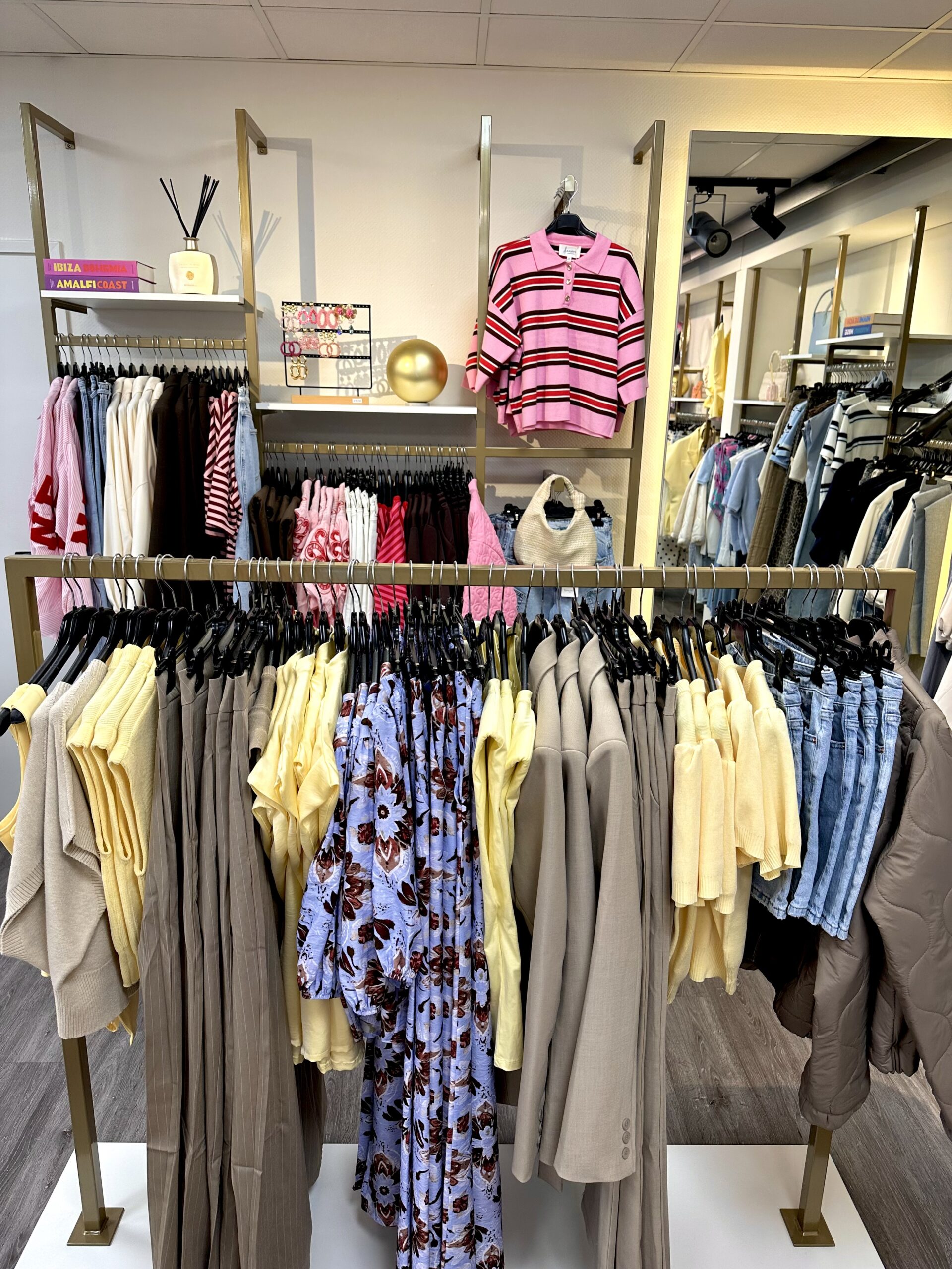 De winkel van Mimoda in Borne